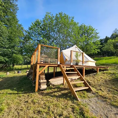 Glamping & Farm Zlate Podlesi - Stan Na Louce