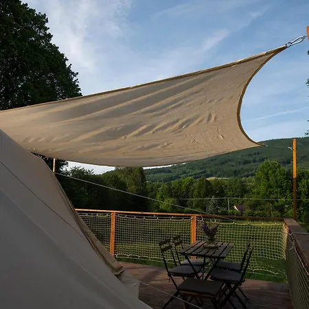 Luxusní stan Glamping Zlaté Podlesí #2 *