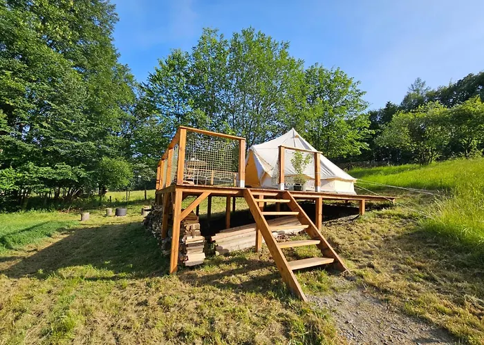 Glamping & Farm Zlate Podlesi - Stan Na Louce