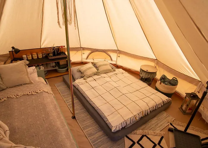 Lüks kamp alanı Glamping & Farm Zlate Podlesi - Stan Na Louce