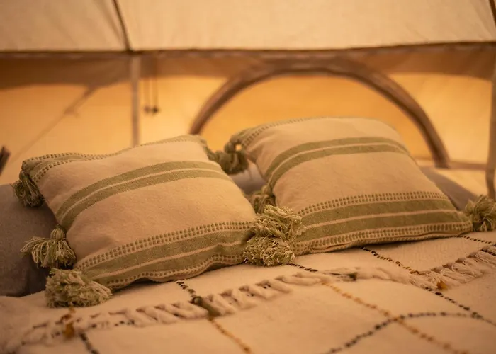Glamping & Farm Zlate Podlesi - Stan Na Louce Zlaté Hory
