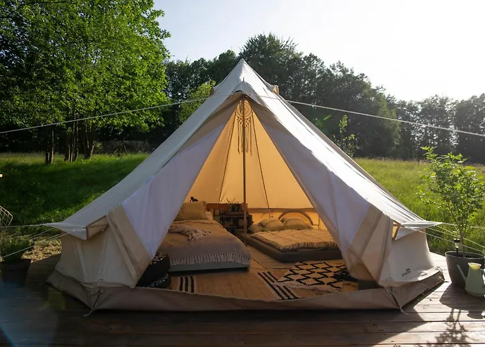 Glamping & Farm Zlate Podlesi - Stan Na Louce *
