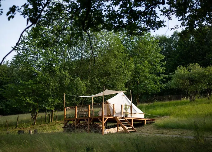Glamping & Farm Zlate Podlesi - Stan Na Louce * Zlaté Hory